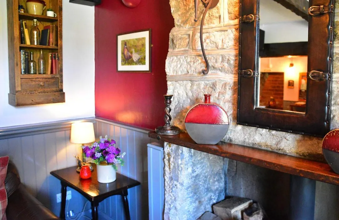 Robin Hood Inn-1